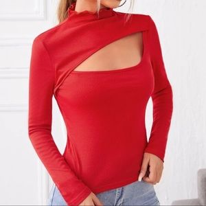 Twist front mock neck tee